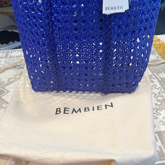 Bembien Jolene - Picture 5 of 5